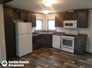 53 Apple Blossom Ln, Danbury, CT 06811