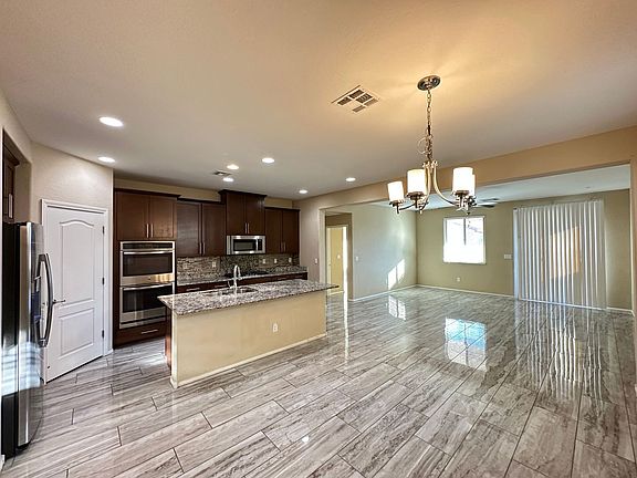 4th image of 7183 Summer Grove Ave