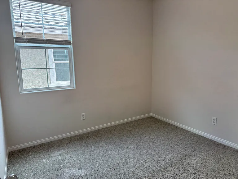579 Quiet Serenade Ct — Photo 7