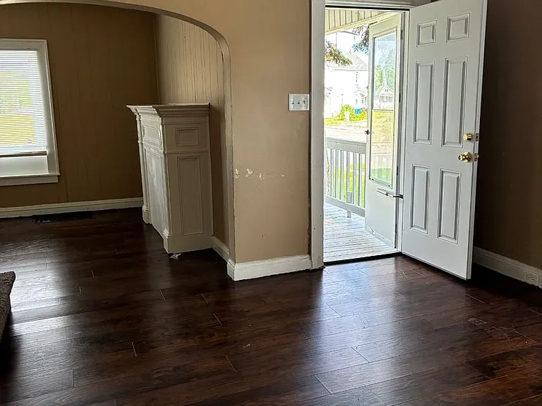 1703 Oakdale Ave — Photo 7