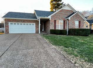 2924 Augusta Trace Dr, Spring Hill, TN 37174