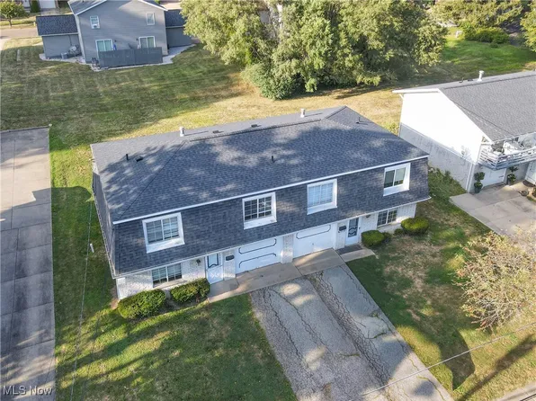 1633 & 1635 Liberty Dr, Akron, OH 44313