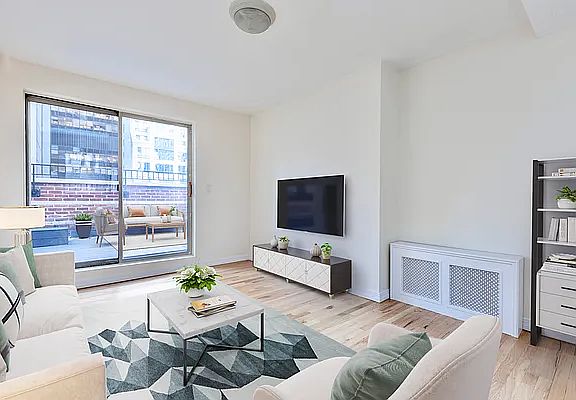 5th image of 55 W 55th St #Penthouse N0