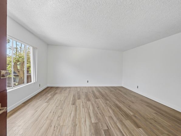 540 W Channel Islands Blvd APT B
