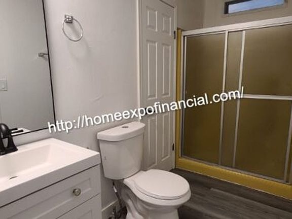 5th image of 17235 Alameda Dr