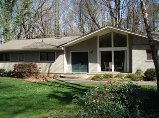 360 Castleridge Dr, Sandy Springs, GA 30342
