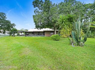 1078 Grapefruit Rd SE, Palm Bay, FL 32909