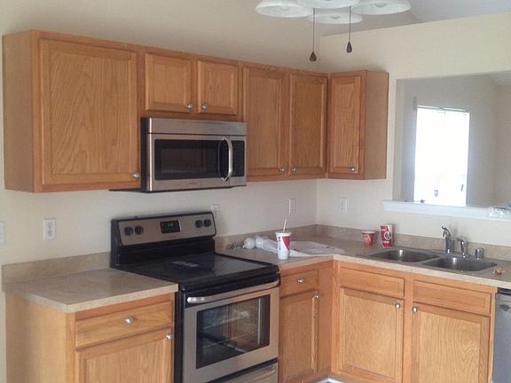 3rd image of 605 Jennifer Dr