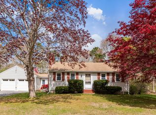 13 Oxford Rd, East Sandwich, MA 02537