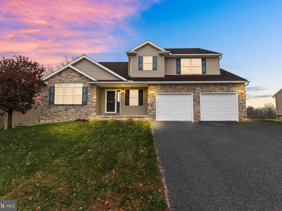 1st image of 79 Gable Dr #L-0033
