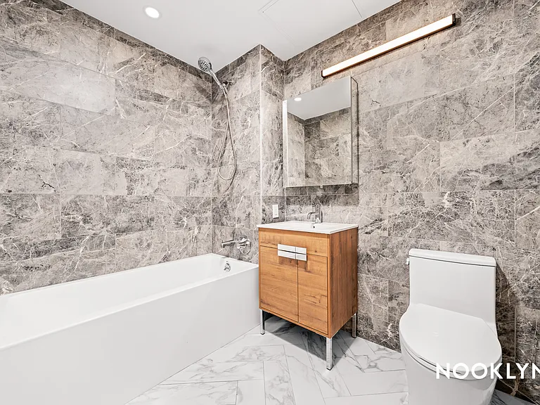 45 Lenox Rd #4D — Photo 13