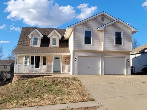 724 Plum Rose Dr, Liberty, MO 64068