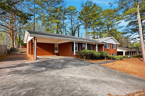 4165 Williamsburg Dr Photo 1