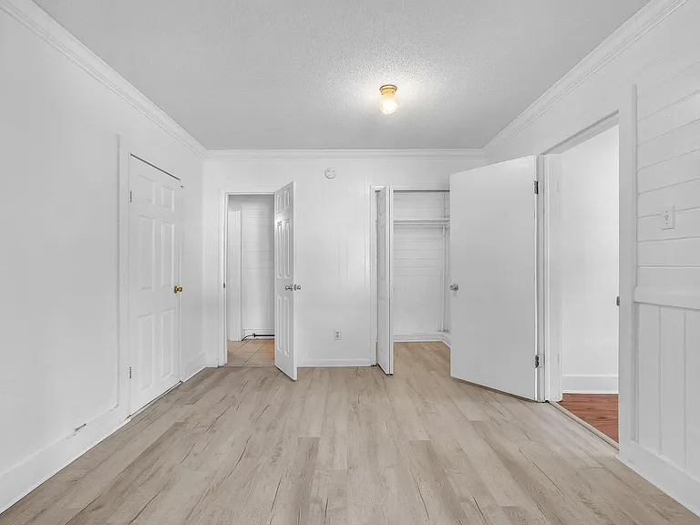 612 32nd St #B — Photo 16