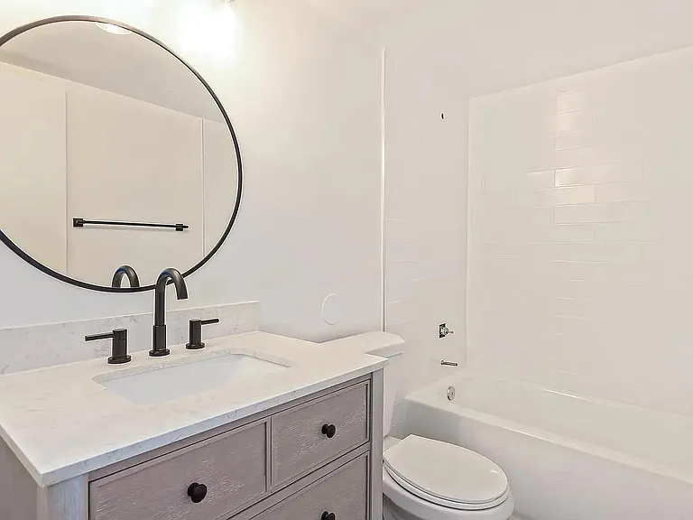 1808 N 31st St #5 — Photo 6