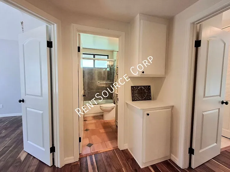 23902 Ranney House Ct — Photo 16