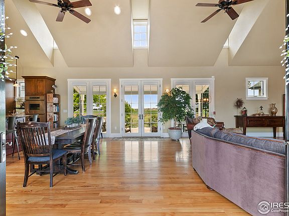 5th image of 447 Ventana Way