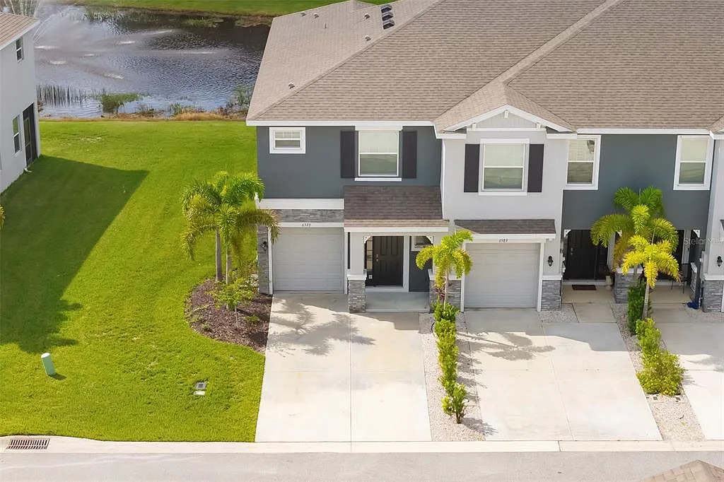 3 bed, 2.5 bath, 1808 sqft, $2,600 — Photo 4