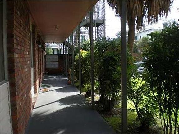 3rd image of 1135 Jackson Ave APT 206