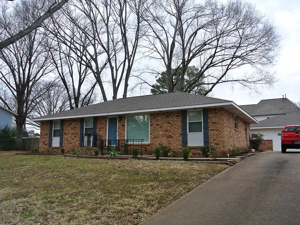 426 Cardinal Dr