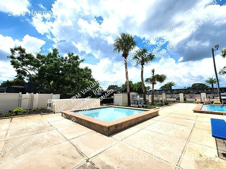 2450 Harbour Way — Photo 14