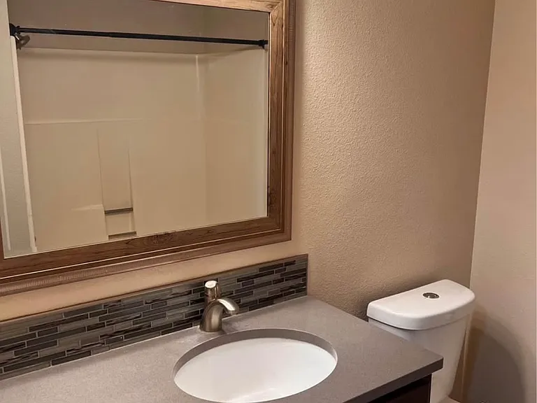 366 W Reservoir Dr #A — Photo 10