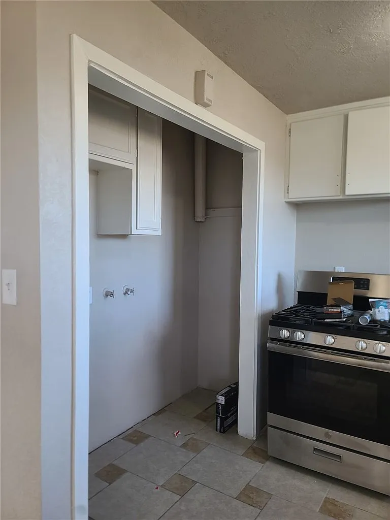 2 bed, 1556 sqft, $1,295 — Photo 3