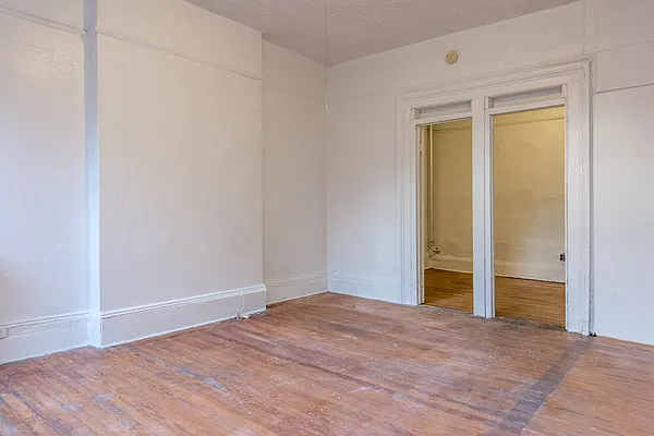 Rented by Nooklyn NYC LLC | media 44