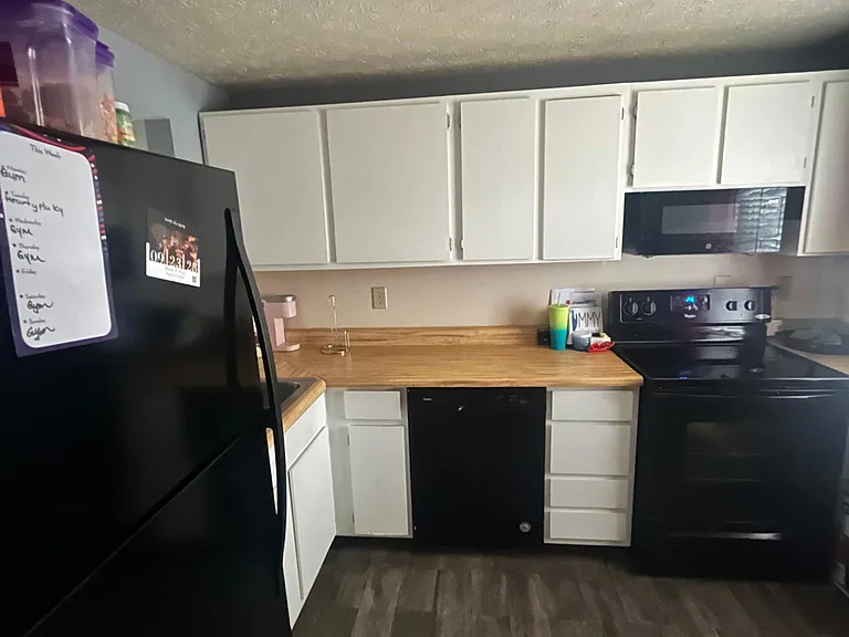 6435 Lacrosse Ln NE — Photo 6