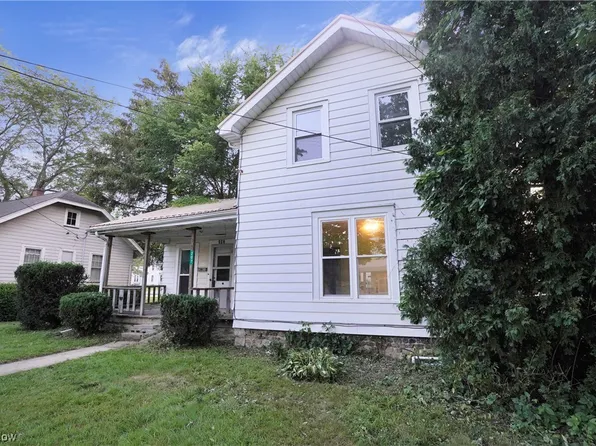 207 N Chestnut St, Jefferson, OH 44047