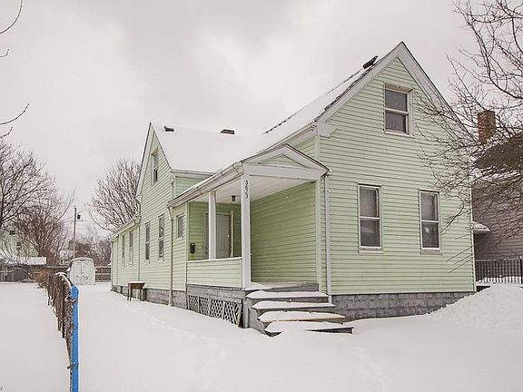 2nd image of 3623 E 54th St