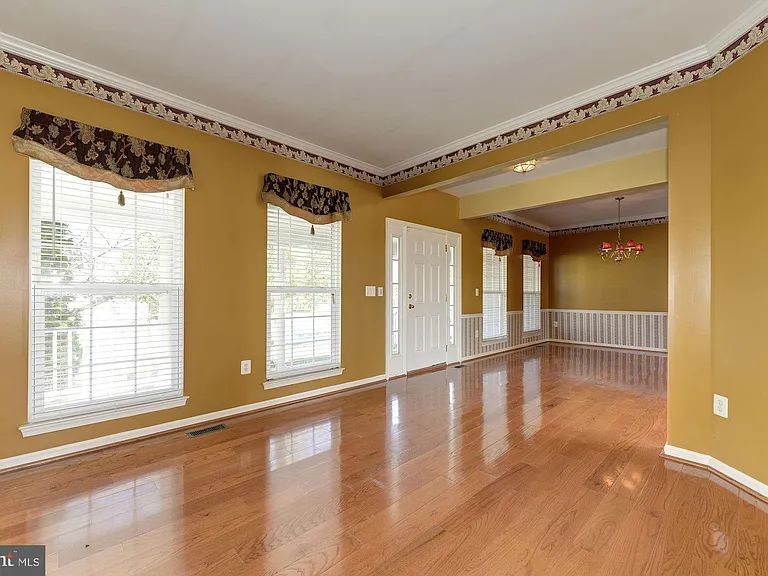 2768 Myrtlewood Dr — Photo 5