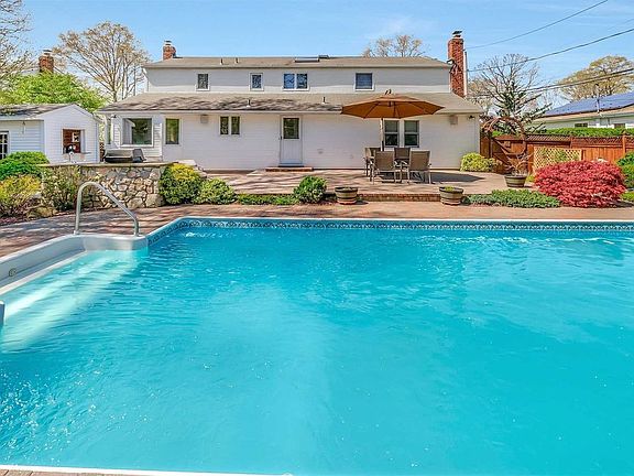 5th image of 29 Cornelia Ln