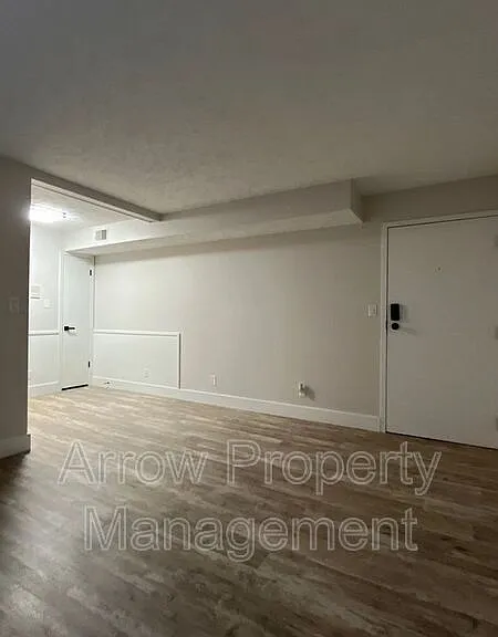 1429 N 34th St #4 — Photo 7