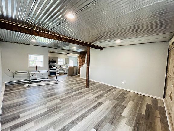 Living room ( barn converted ) LARGE. - with open concept kitchen