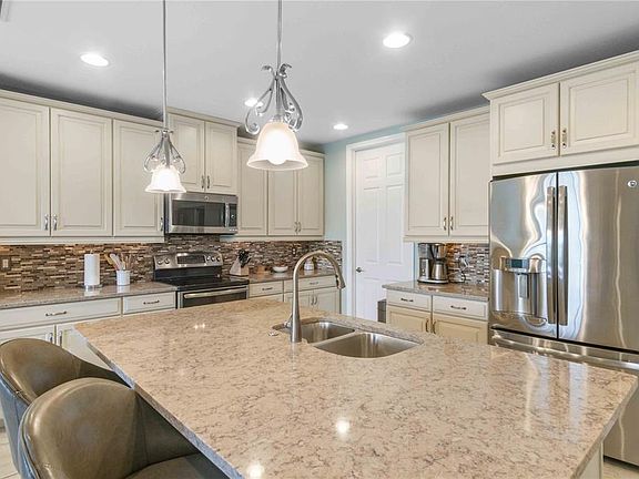 5th image of 10335 Longshore Rd Unit 25