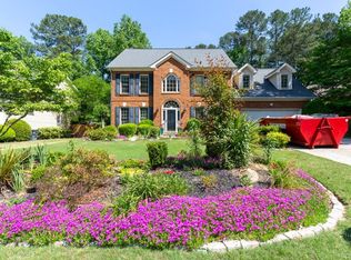 314 Lochwood Trl, Lawrenceville, GA 30043
