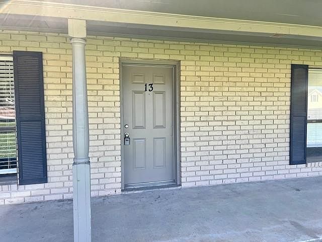 1st image of 13 Kandy Ln