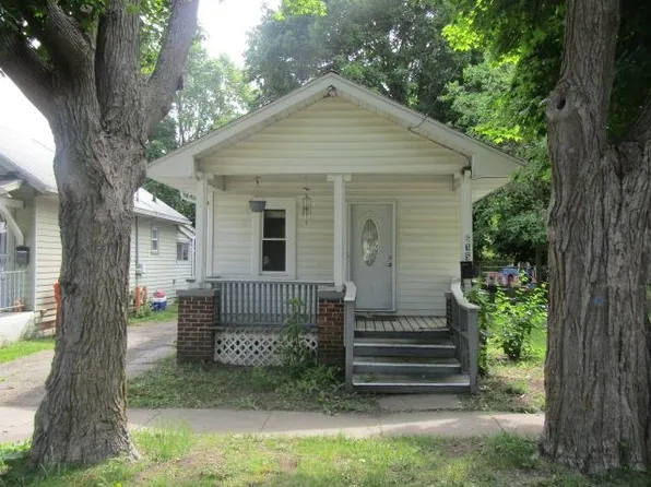 615 Glenwood Ave, Owosso, MI 48867