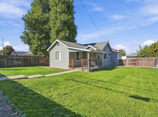 1908 Cunningham Ave, Medford, OR 97501