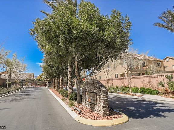 3rd image of 6469 Mission Crest Ave