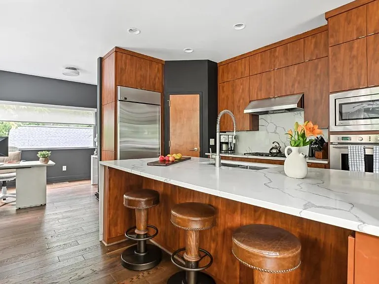 1960 Tall Tree Dr NE — Photo 12