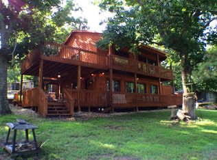 2132 Meadowview Rd, Galena, MO 65656