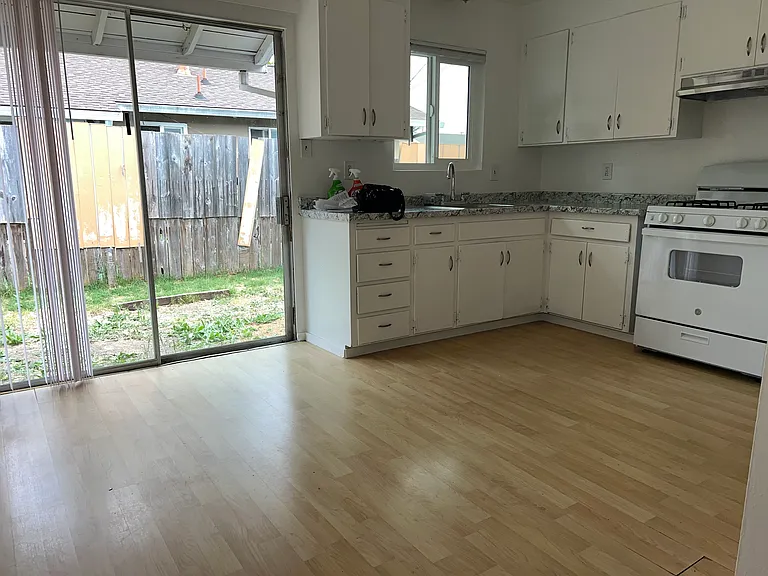 915 Aston Ave #921 — Photo 14