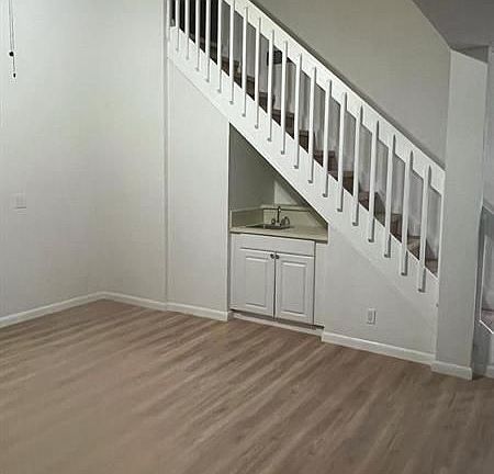 4th image of 4043 Coral Springs Dr