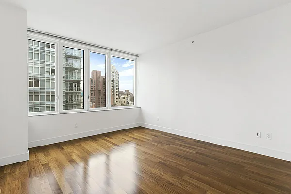 Rented by Compass | media 3