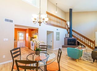 5513 Overlook Dr NE, Albuquerque, NM 87111