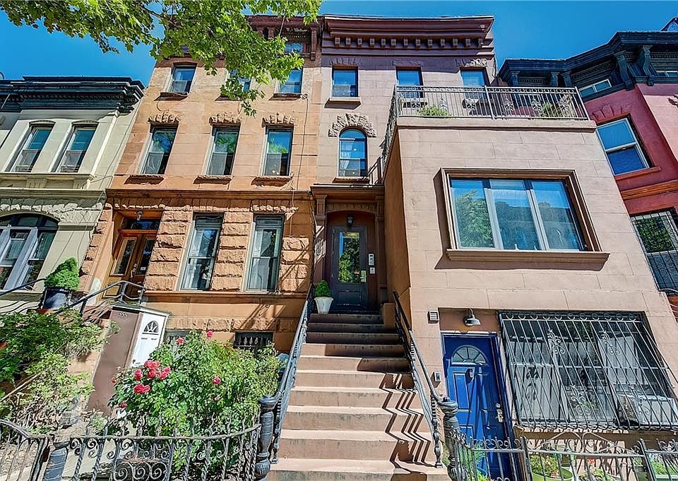 1st image of 355 Halsey St #3