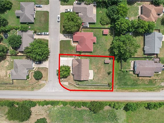5th image of 2286 E Cottonwood Ave