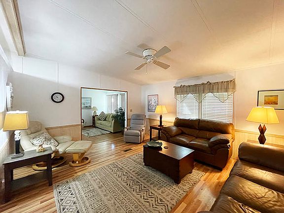 3rd image of 25716 Carnation Ct #L-148